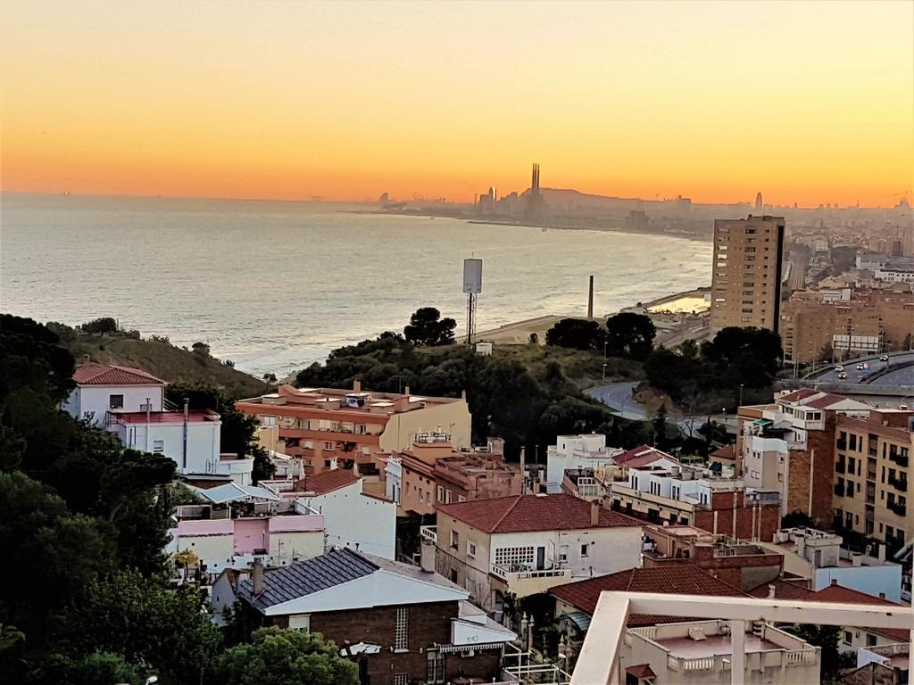 Helena Seaview & Beach-Apartment Montgat Esterno foto