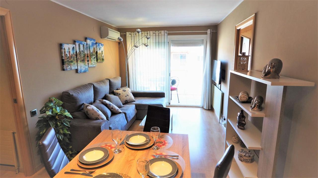 Helena Seaview & Beach-Apartment Montgat Esterno foto