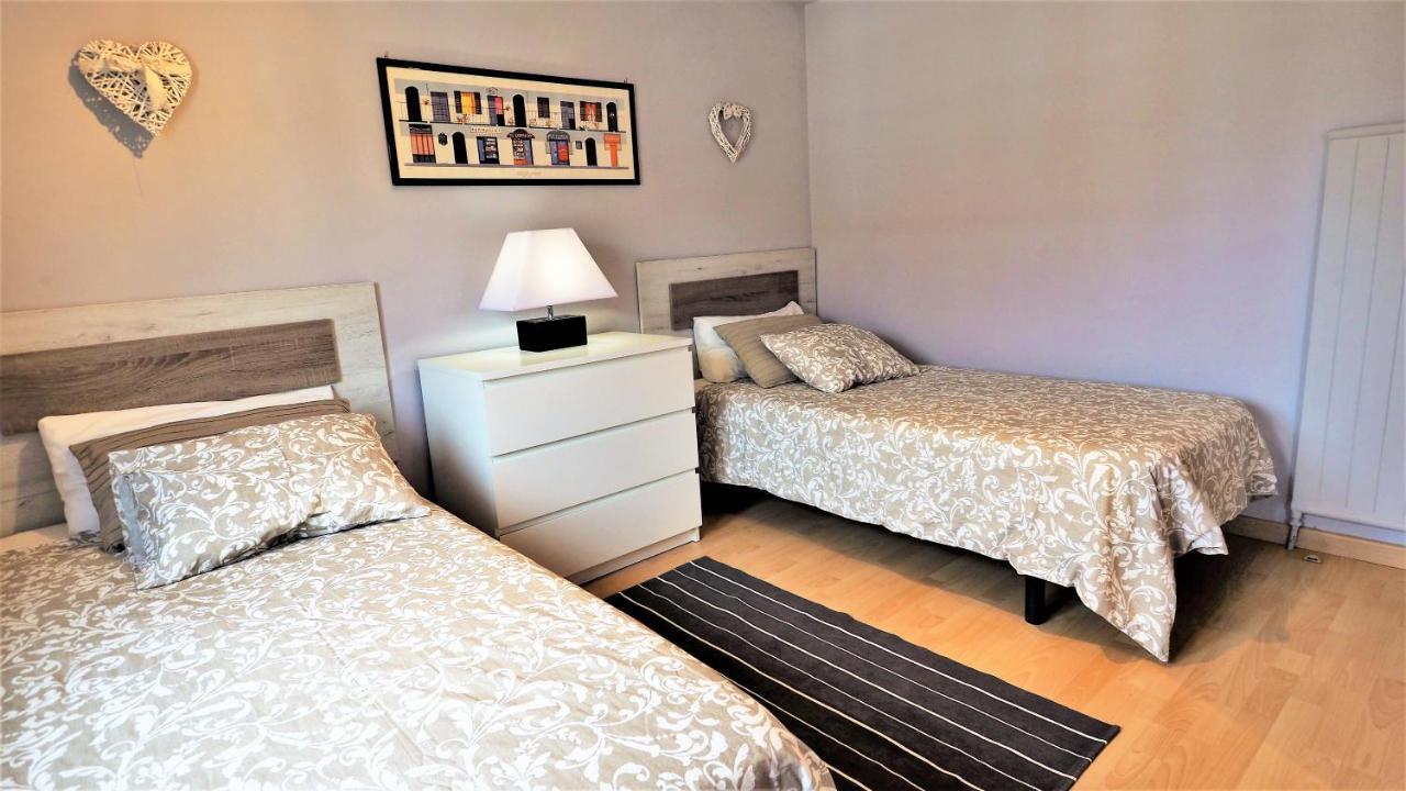 Helena Seaview & Beach-Apartment Montgat Esterno foto